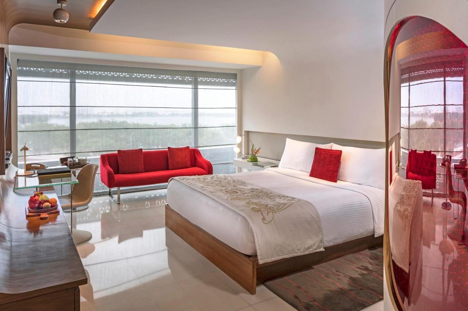 The Bellwood Suites Near Igi Airport Nueva Delhi Exterior foto