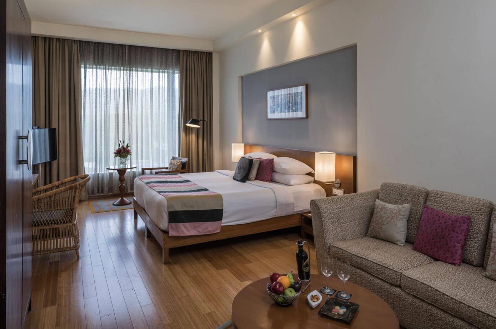 The Bellwood Suites Near Igi Airport Nueva Delhi Exterior foto